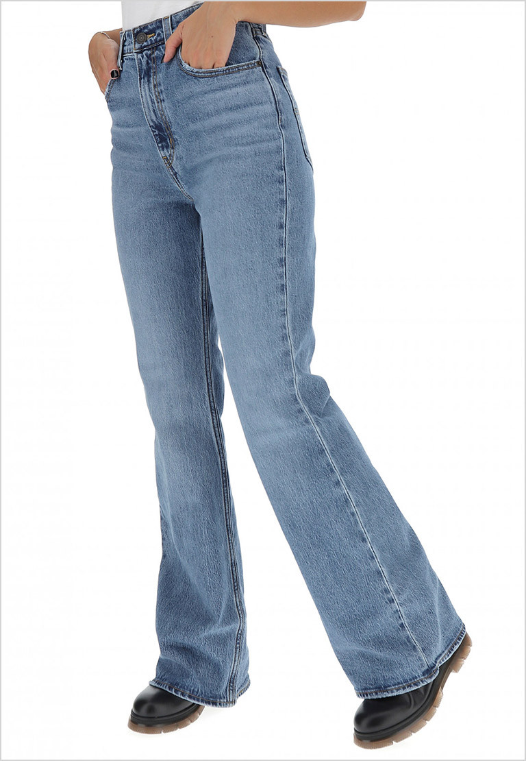 Jeans-Levi's-donna.jpg