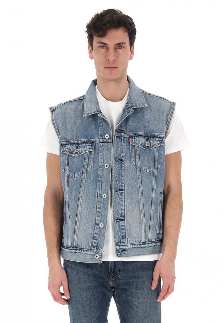Gilet-smanicato-in-denim-Levi's®-a-taglio-vivo-uomo.jpg