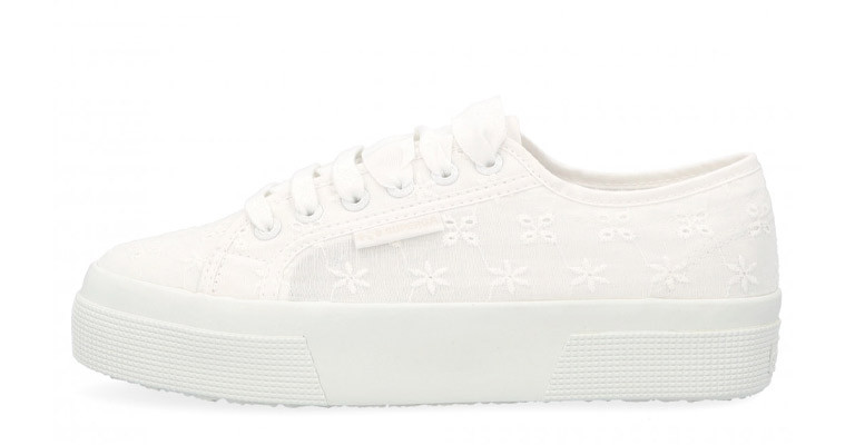Scarpe superga ingiallite hotsell